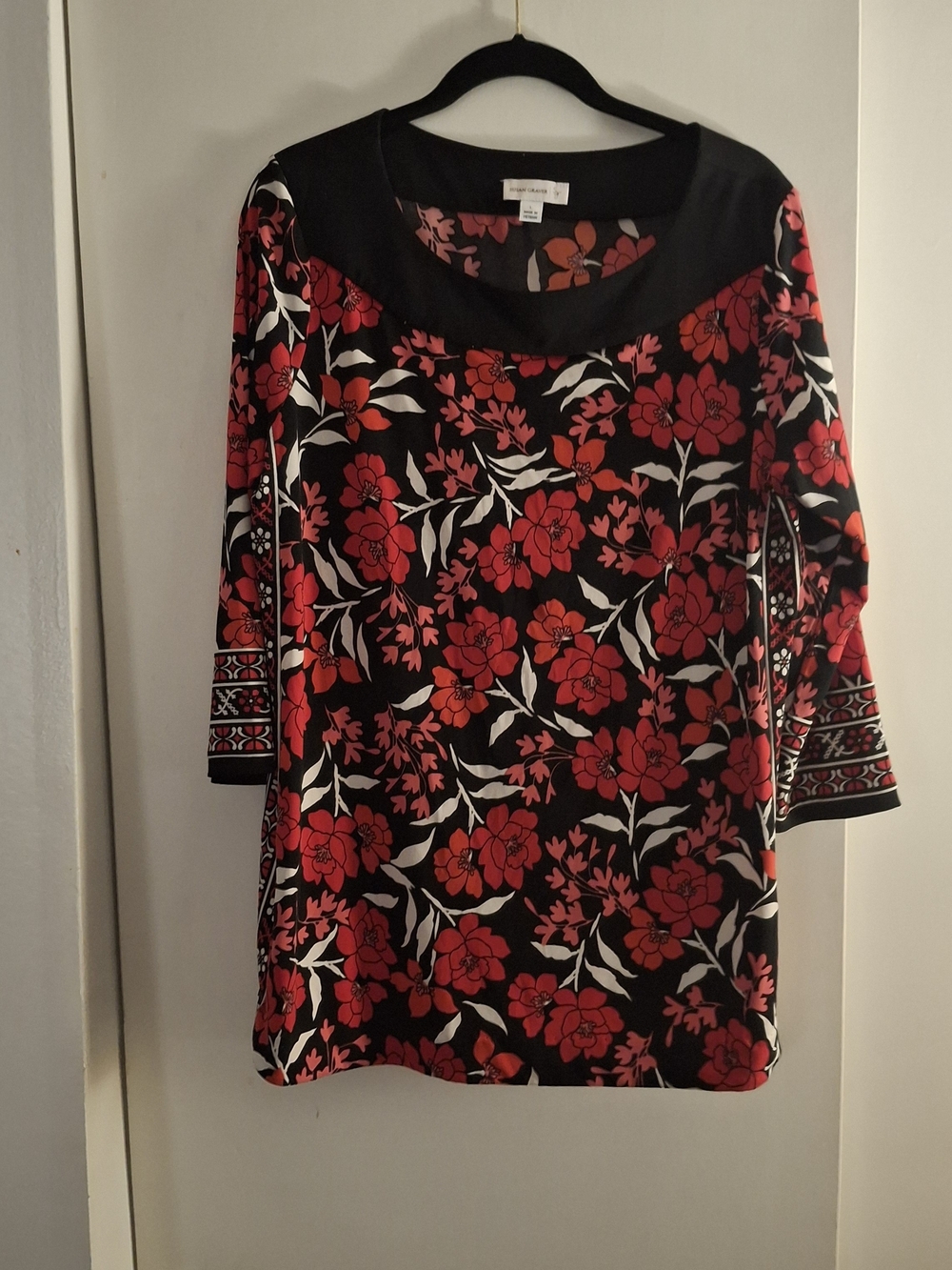 Susan Graver Women's Black Tunic with Red Floral Print